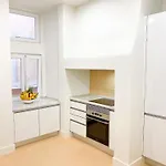 Spacious Historic On Rua Augusta Gasthuis