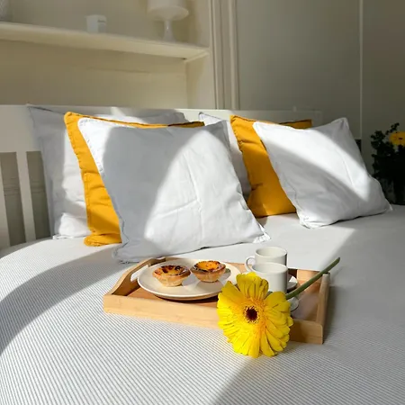 Pensionat Cozy With Shared Bathroom On Rua Augusta